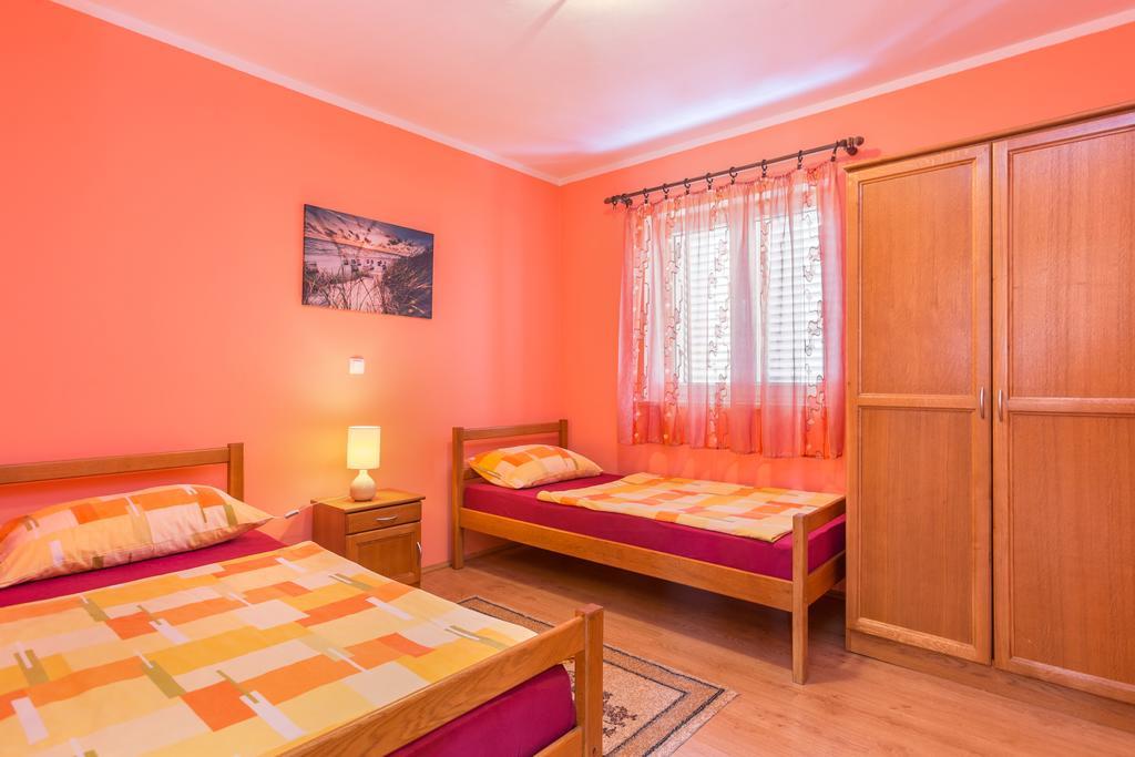 Apartments Villa Orange Медулин Экстерьер фото